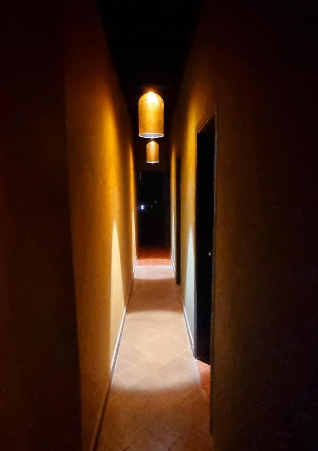 Circo Hostel Асунсьон Экстерьер фото